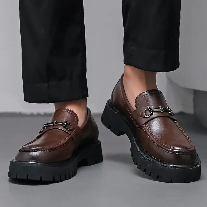 Men's British Metal Buckle Leather Loafers