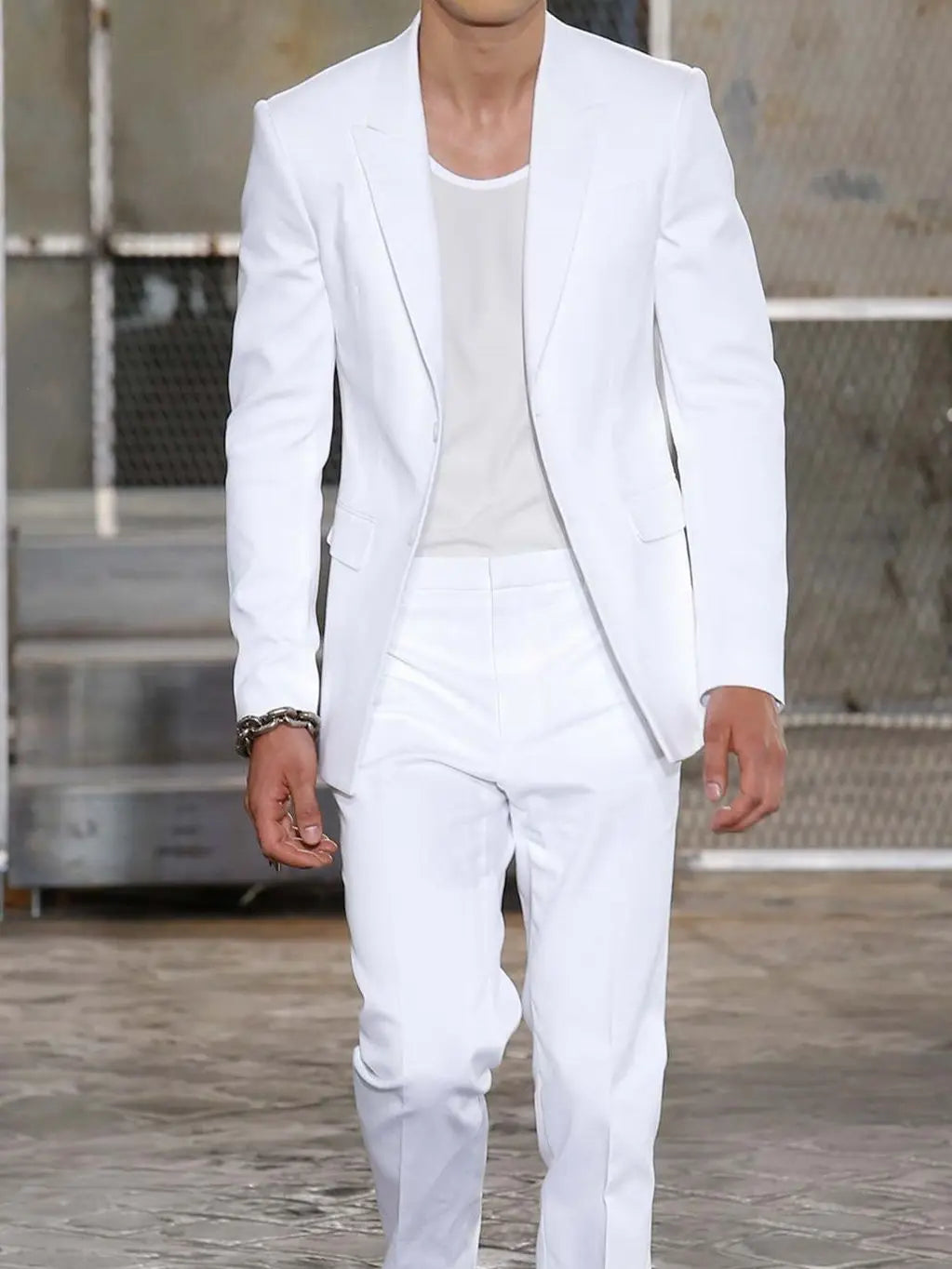 Men's White Long Jacket and Trousers Peaked-Lapel Wedding Tuxedo