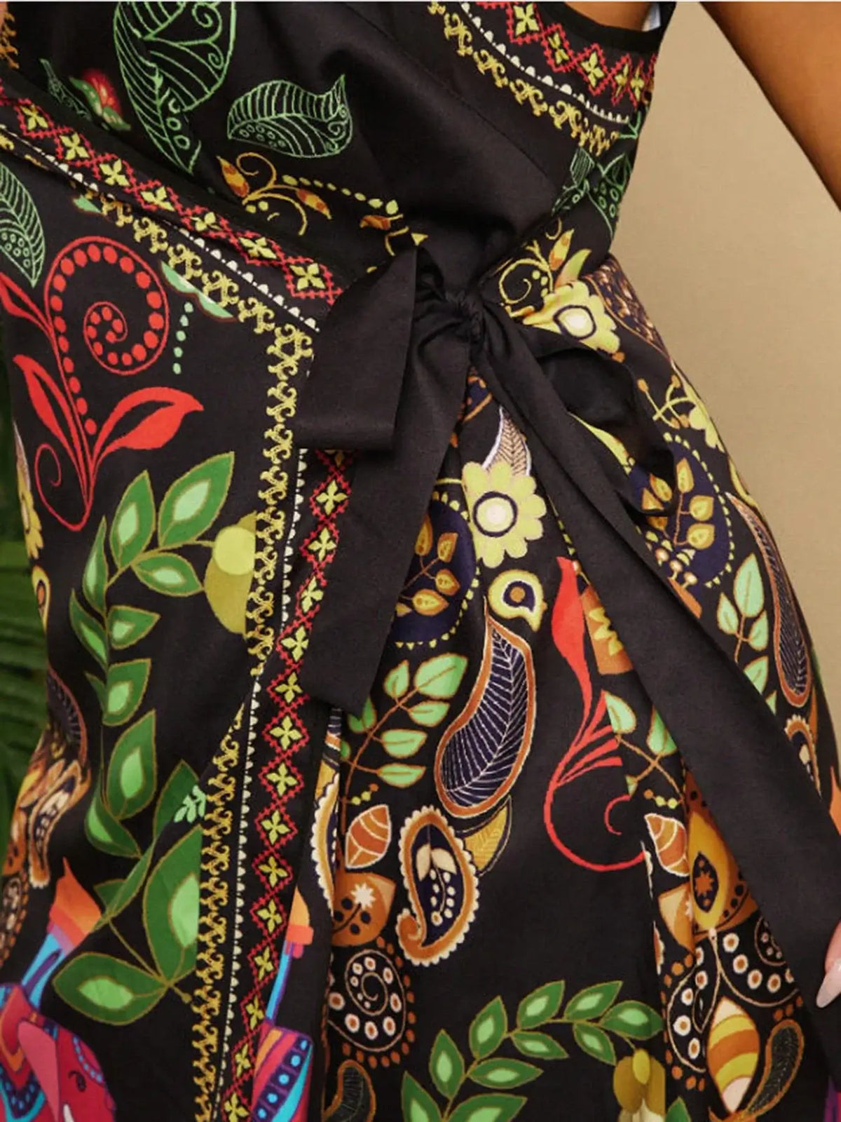 Women's Plus Size Ethnic Print Halter V-Neck Holiday Dress