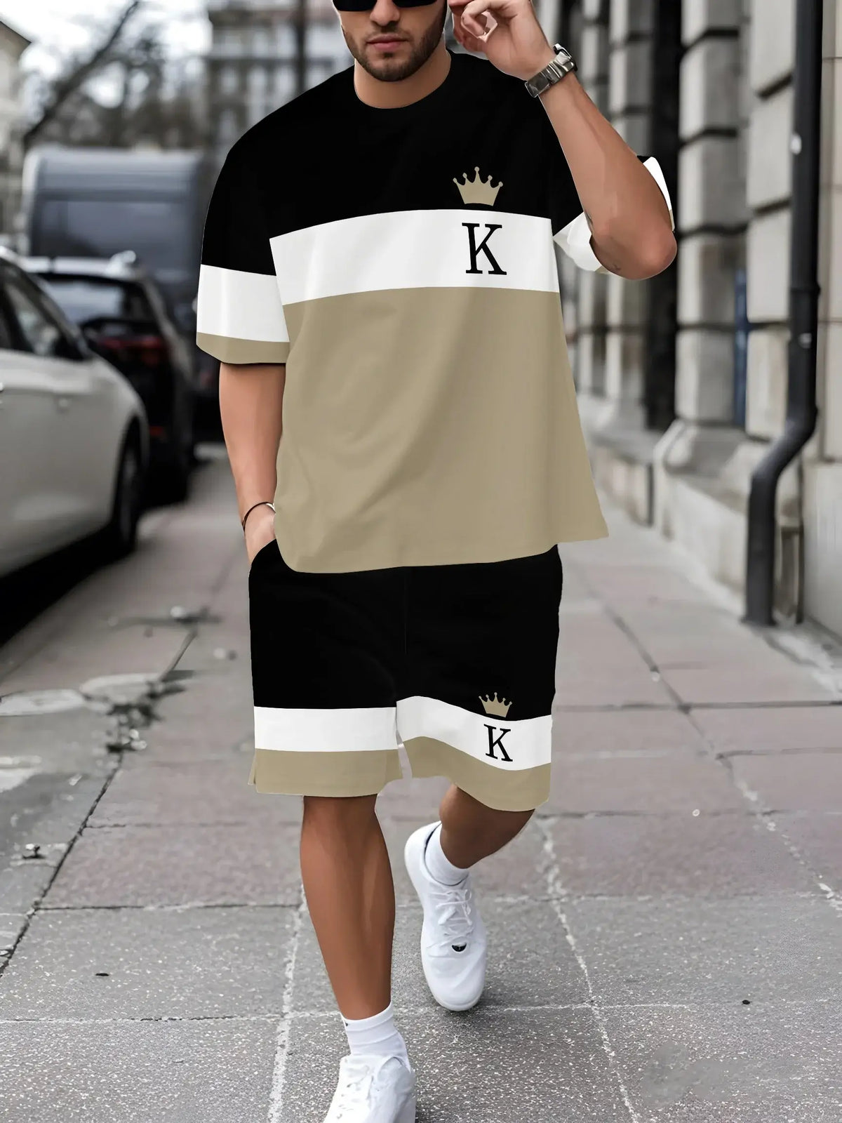 Men's Loose Graffiti-Print Crew-Neck Short-Sleeve T-Shirt and Shorts Set