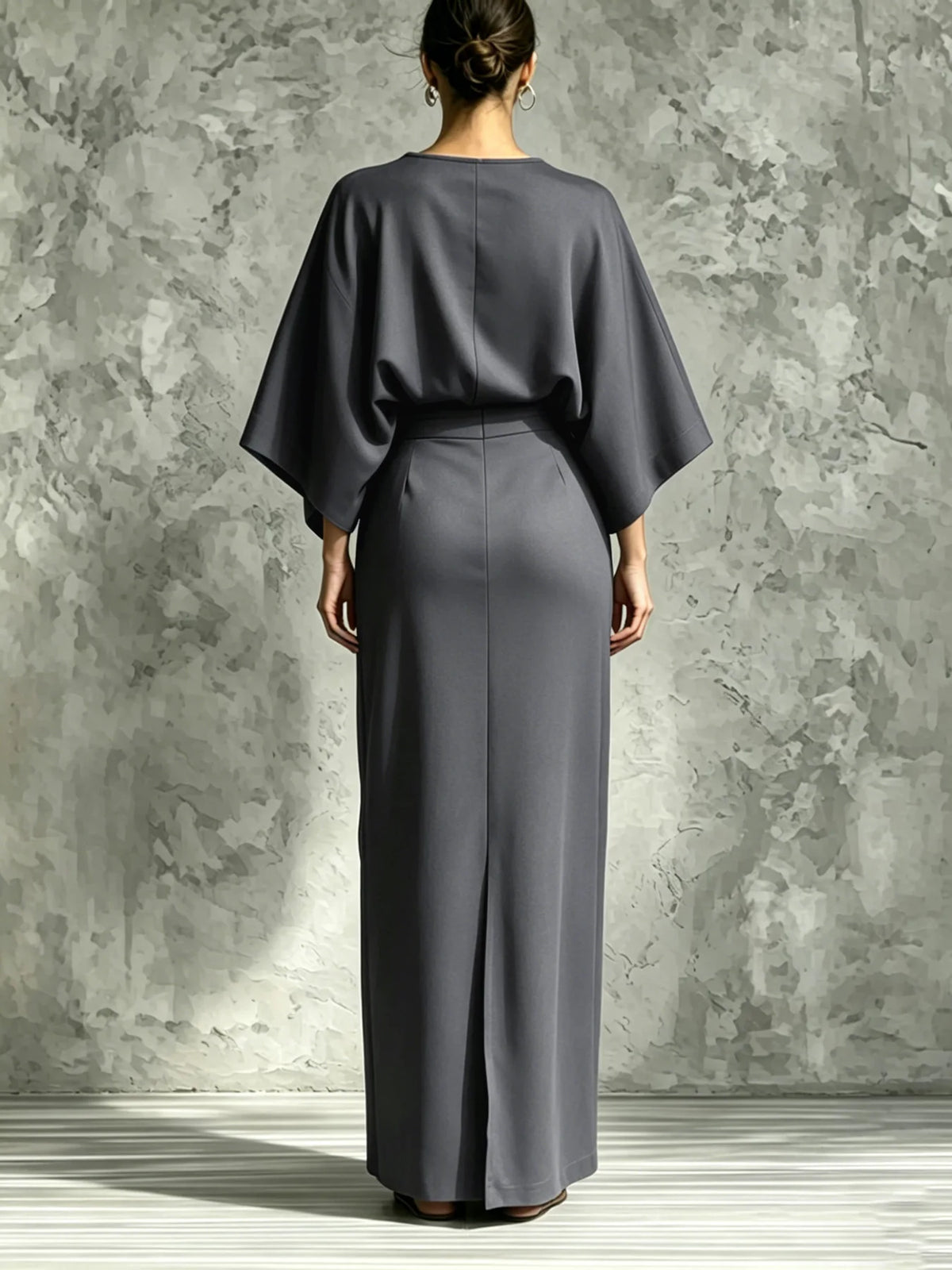 Two-Piece Woman High-Waist Chic Dress Set, Round Neck Three-Quarter Sleeve Short Top and Skirt Set