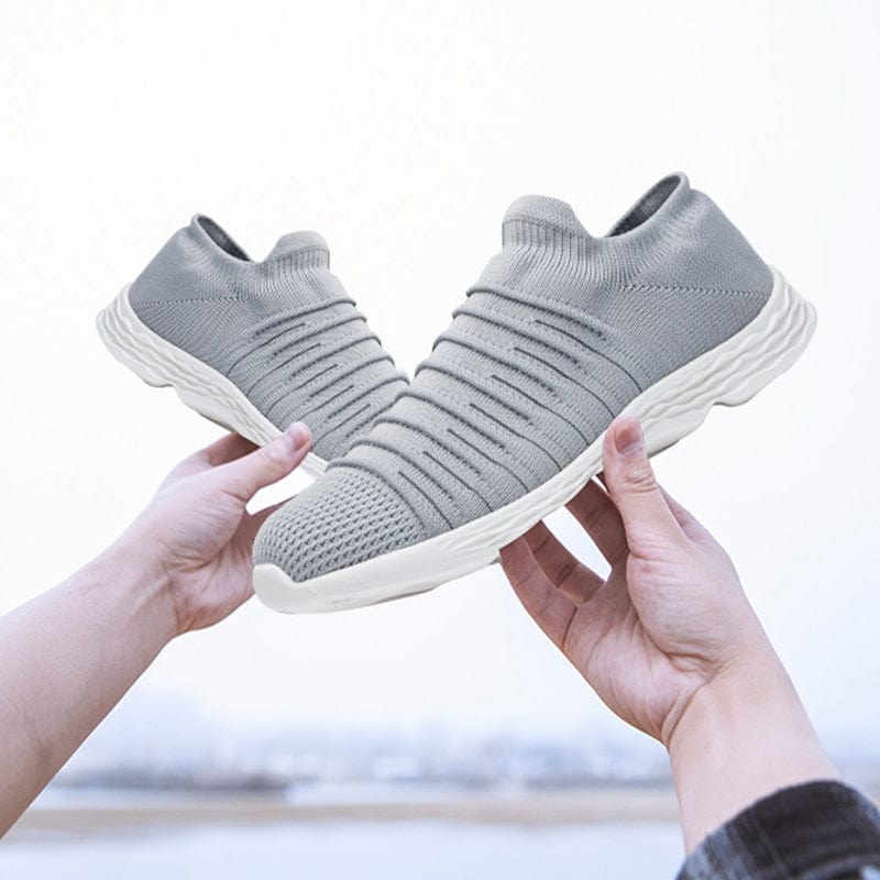 Men's Lightweight Breathable Hole-Sole Sneakers, Size 50