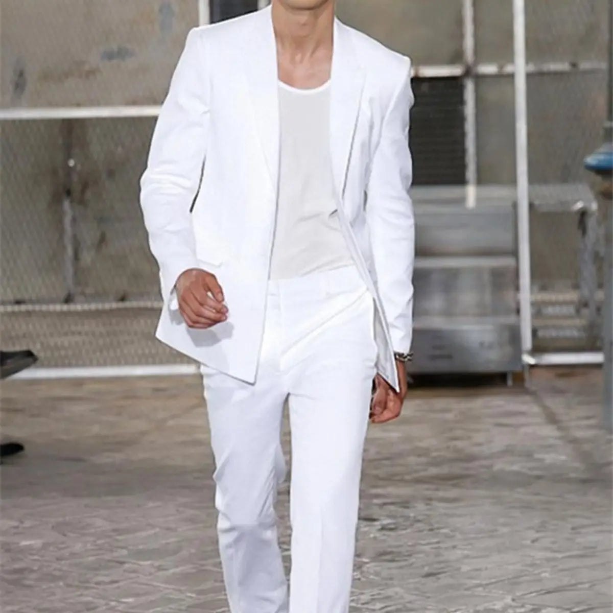 Men's White Long Jacket and Trousers Peaked-Lapel Wedding Tuxedo