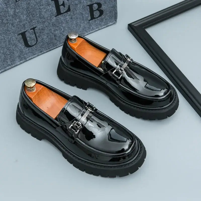 Men's British Metal Buckle Leather Loafers