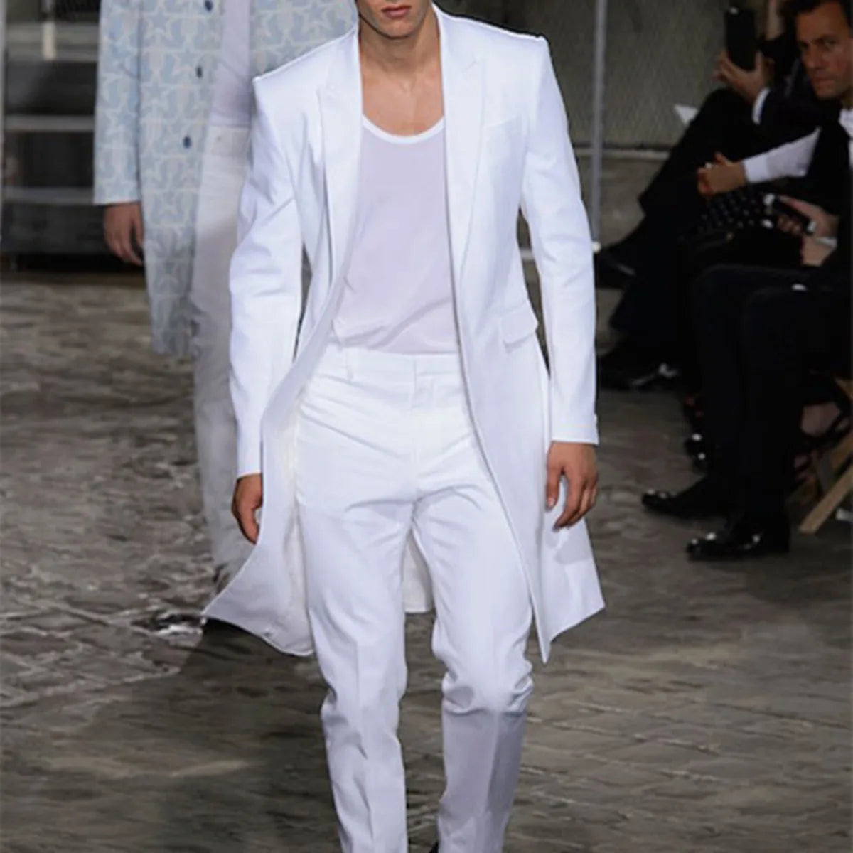 Men's White Long Jacket and Trousers Peaked-Lapel Wedding Tuxedo