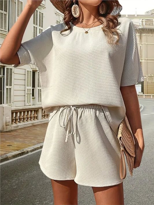 Women's Short Sleeve Bat T-Shirt and Shorts Two-Piece Set