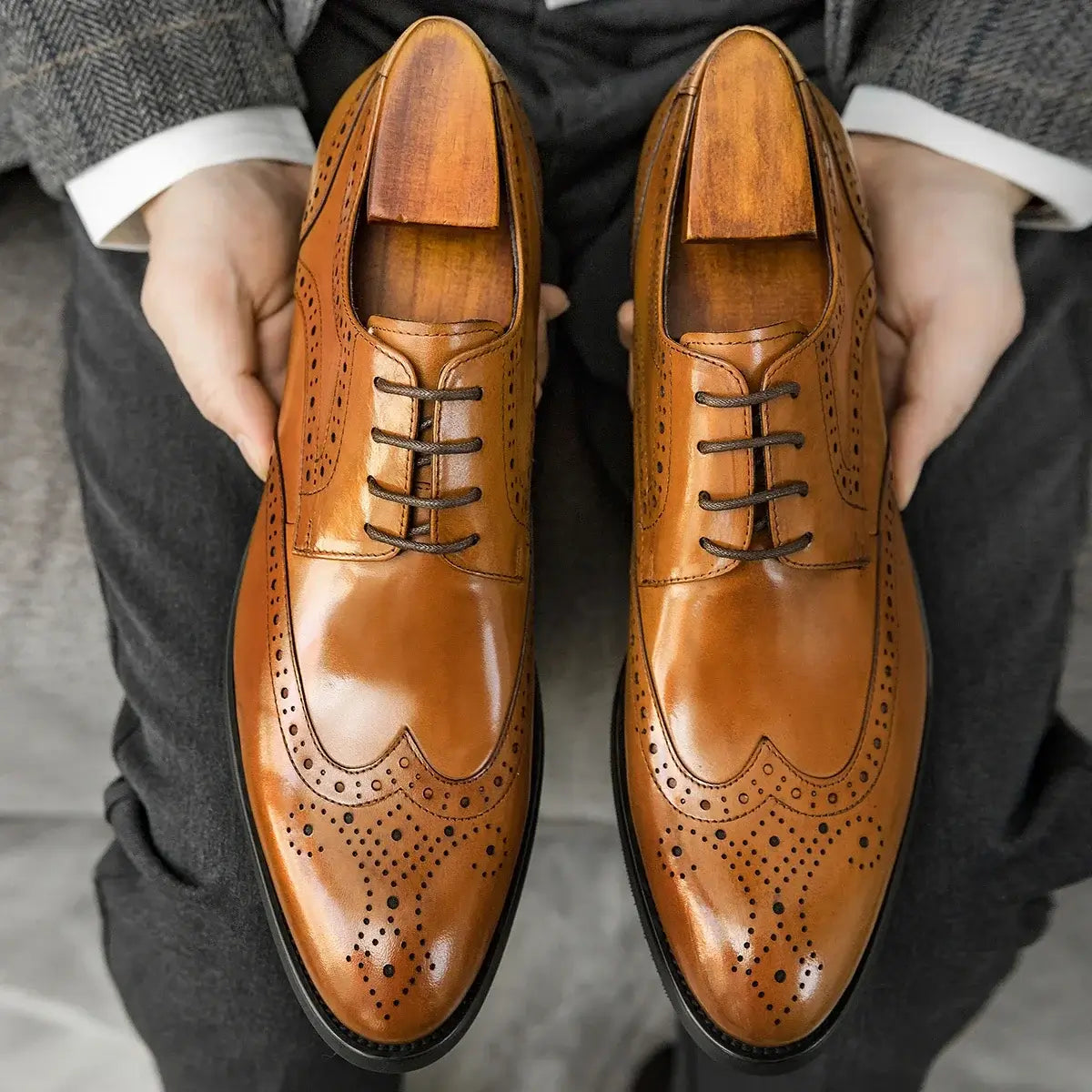 Men's Multi-Color Breathable Leather Wedding Brogue Shoes