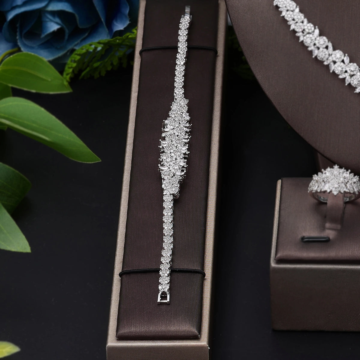 Women's 4-Piece CZ Crystal Wedding Necklace Party Jewelry Set