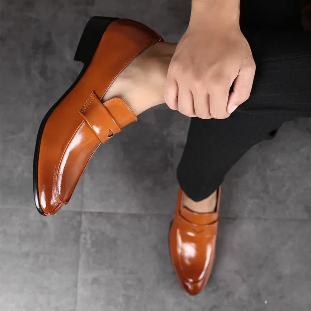 Men's British Pointed Toe Leather Business Dress Shoes