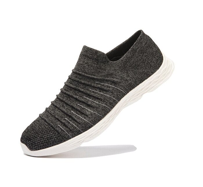 Men's Lightweight Breathable Hole-Sole Sneakers, Size 50