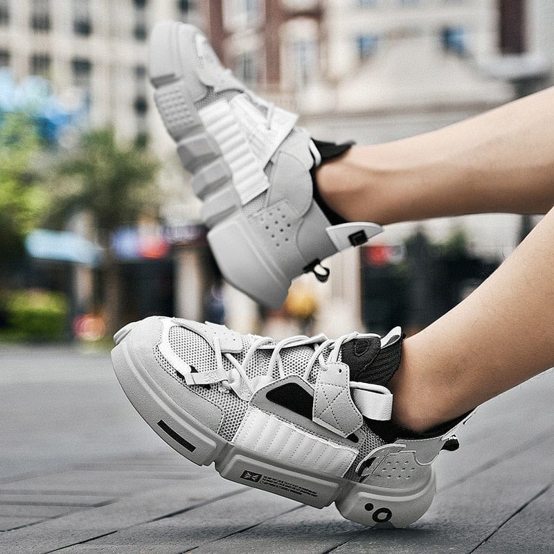 Men's casual running sneakers product photo