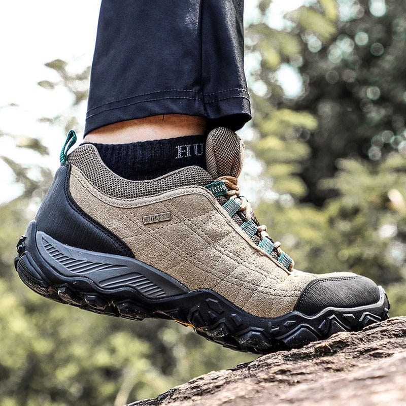 Men's Leather Outdoor Hiking Climbing Trekking Sneakers
