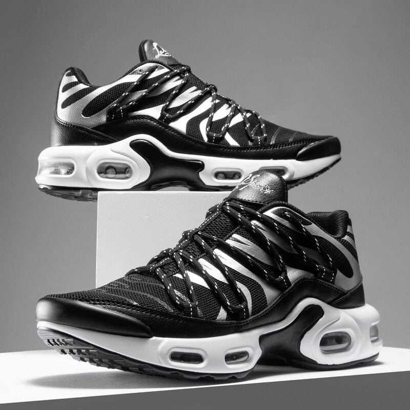 Men's Lightweight Breathable Lace-Up Outdoor Jogging Sneakers