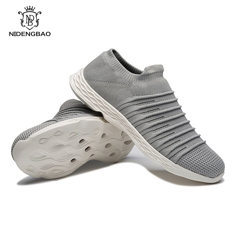 Men's Lightweight Breathable Hole-Sole Sneakers, Size 50