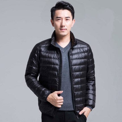 Men's Packable Lightweight Water-Resistant Hooded Down Jacket