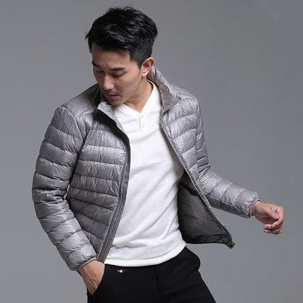 Men's Packable Lightweight Water-Resistant Hooded Down Jacket
